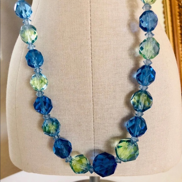 Gorgeous Vintage Ocean Blue Rock Crystal Deco Necklace - Picture 7 of 11